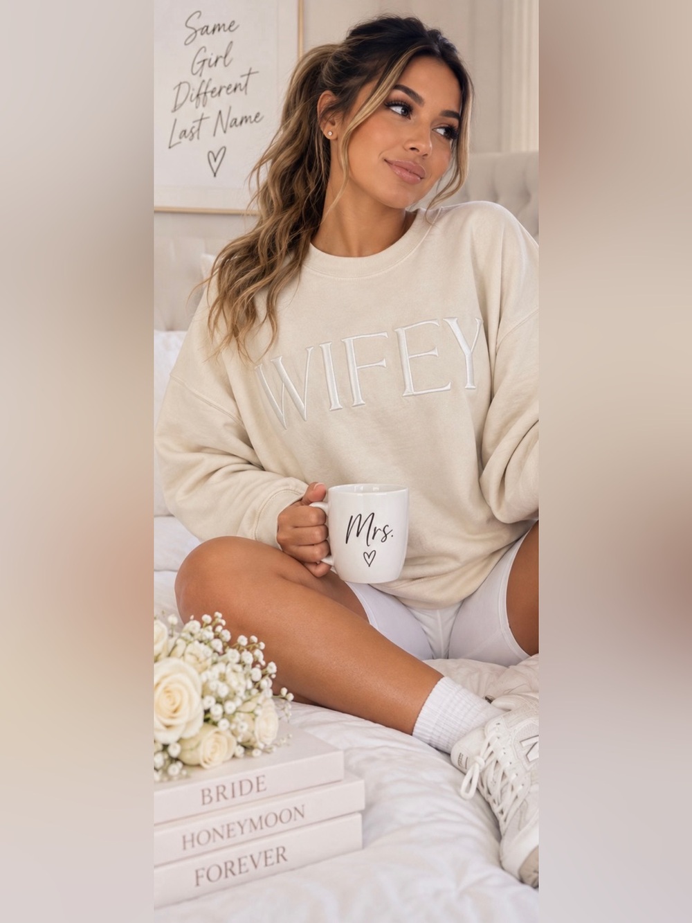 Miss to Mrs WIFEY Embroidered Oversized Crewneck Sweatshirt Ivory NWT